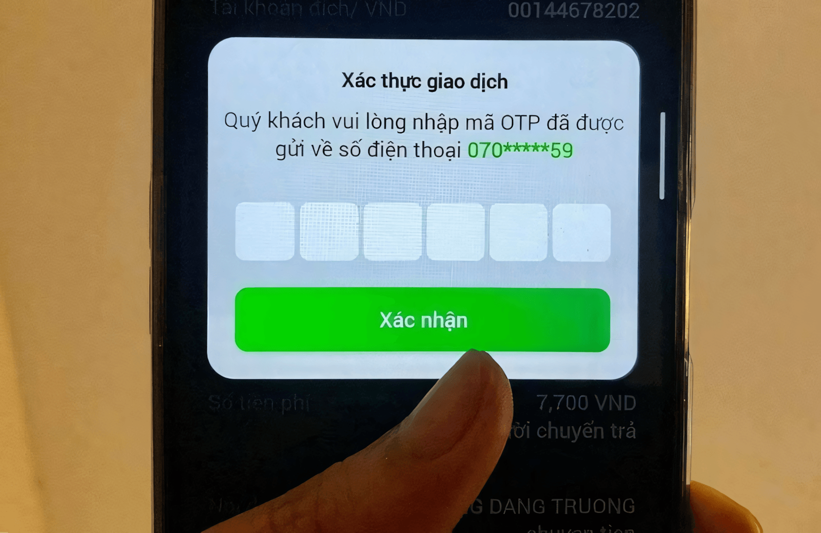 Mã OTP giúp tăng cường bảo mật khi đăng nhập và giao dịch trực tuyến.